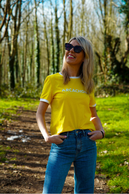 Tee shirt jaune inscription arcachon