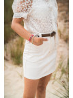 Jupe blanche avec ceinture marron